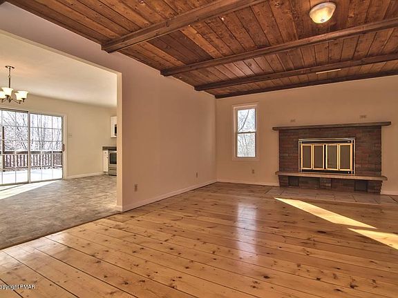 4th image of 3469 Farview Dr