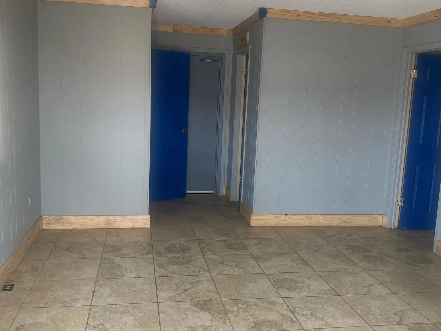 3 bed, 2000 sqft, $1,495 — Photo 4