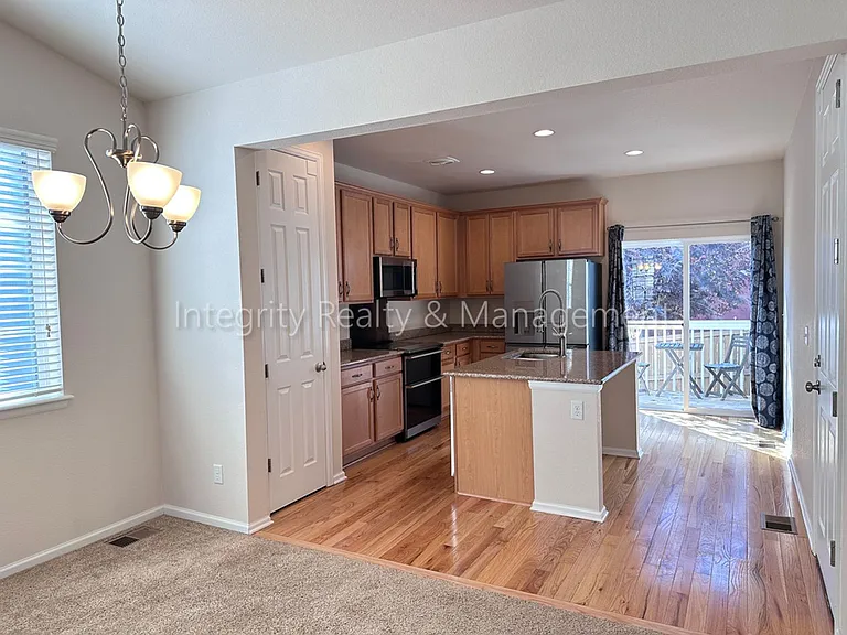 3762 Cadence Dr — Photo 7