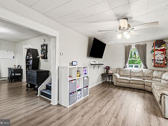 5th image of 1020 Oberlin Rd
