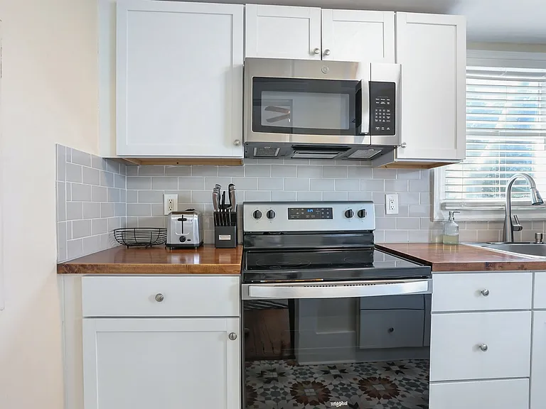 303 W Park Ave #D — Photo 17