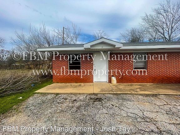 2nd image of 330 W College St #12