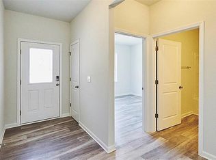 286 Royce Dr #27, Wallburg, NC 27107