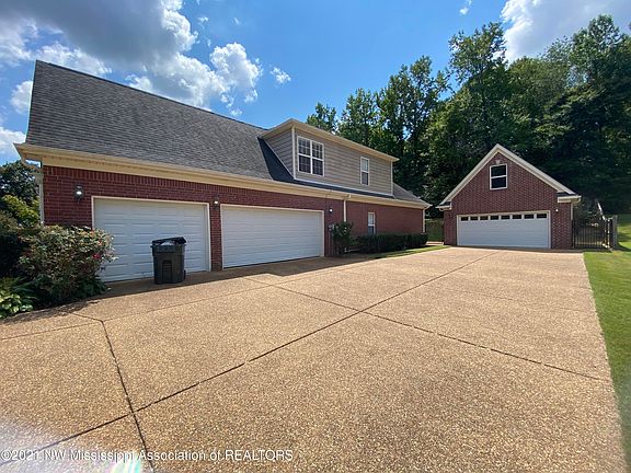 3rd image of 4349 Dickens Place Dr