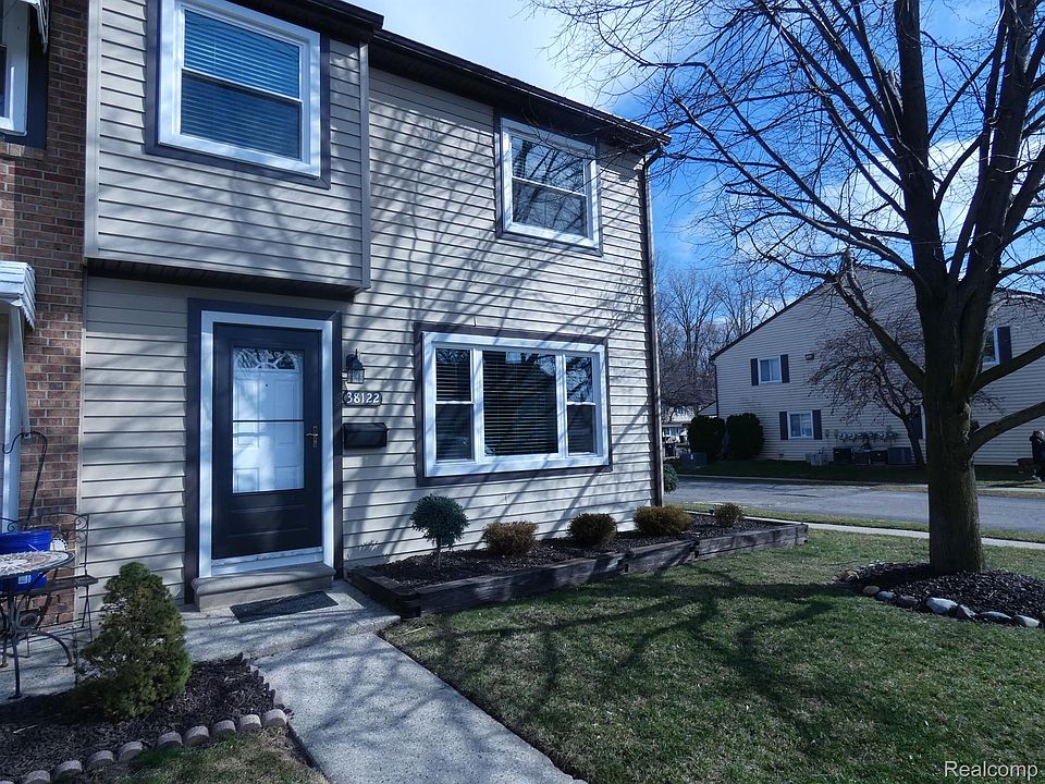 1st image of 38122 Carolon Blvd