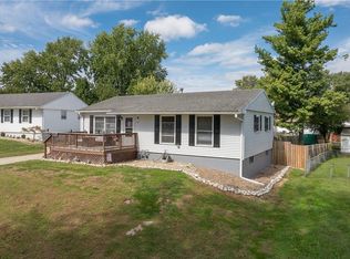 2502 Evergreen Ln, Saint Joseph, MO 64503