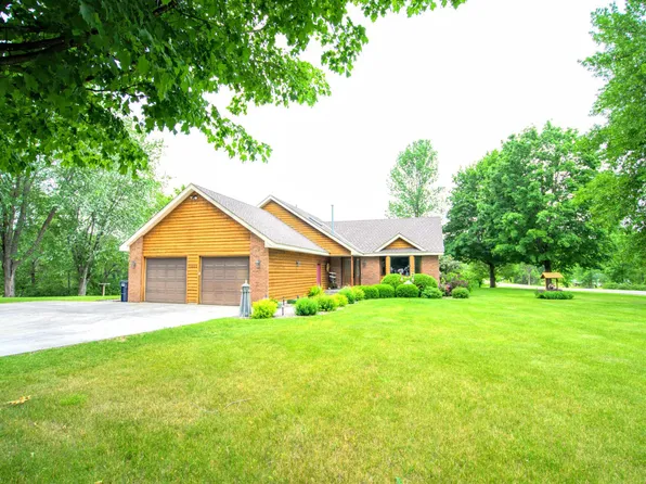 10425 Kismet Isle, Chisago City, MN 55013