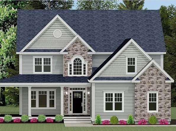 64 Cardinal Rd, Cranston, RI 02921