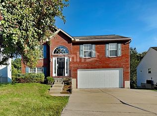 2776 Shamu Dr, Hebron, KY 41048