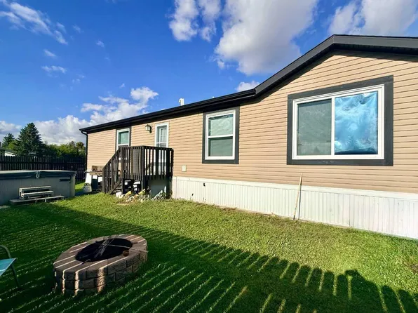 1501 15th St, Wainwright, AB T9W 1L2