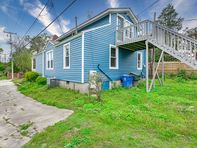 1013 Price Ave — Photo 33