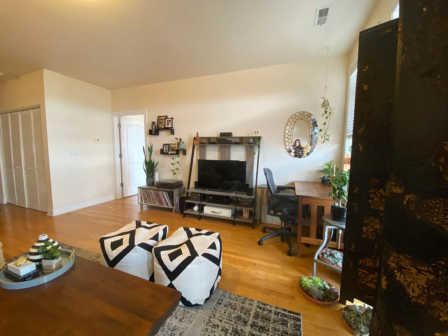 2 bed, $2,595 — Photo 4
