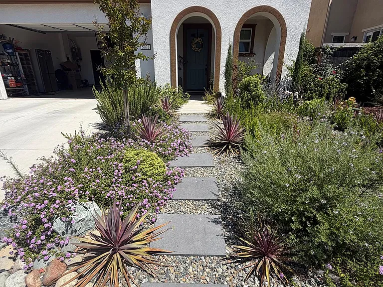 5072 Ashbrook St — Photo 2