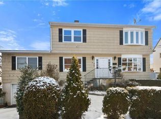 97 Ellsworth Ave, Harrison, NY 10528