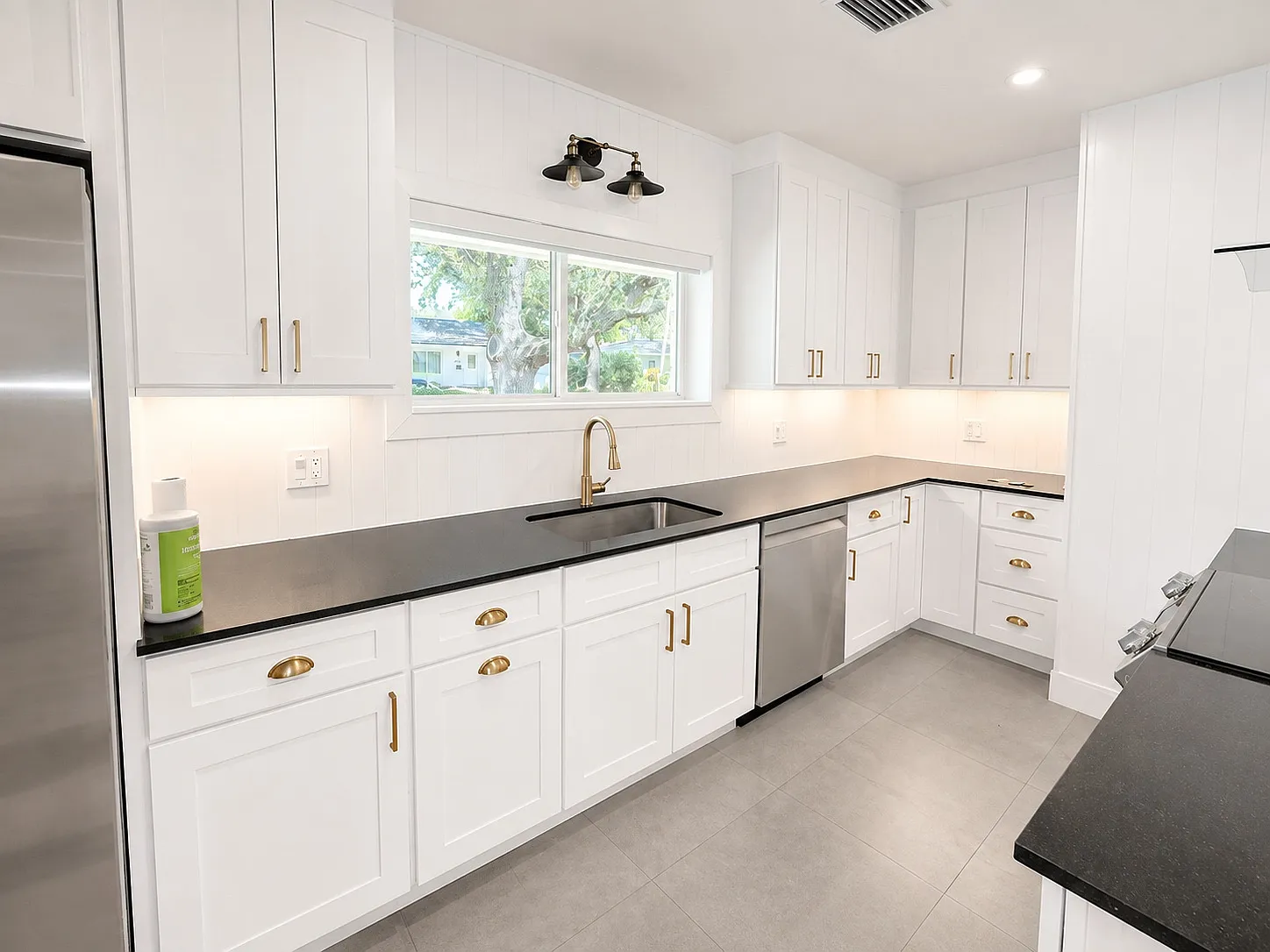 SW 81st Rd, Pinecrest — Photo 4