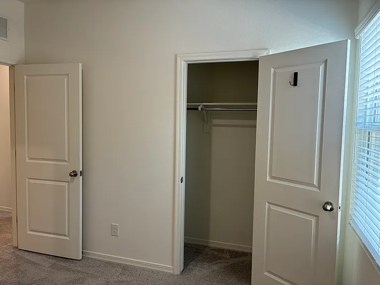 20109 W Palo Verde Dr — Photo 26