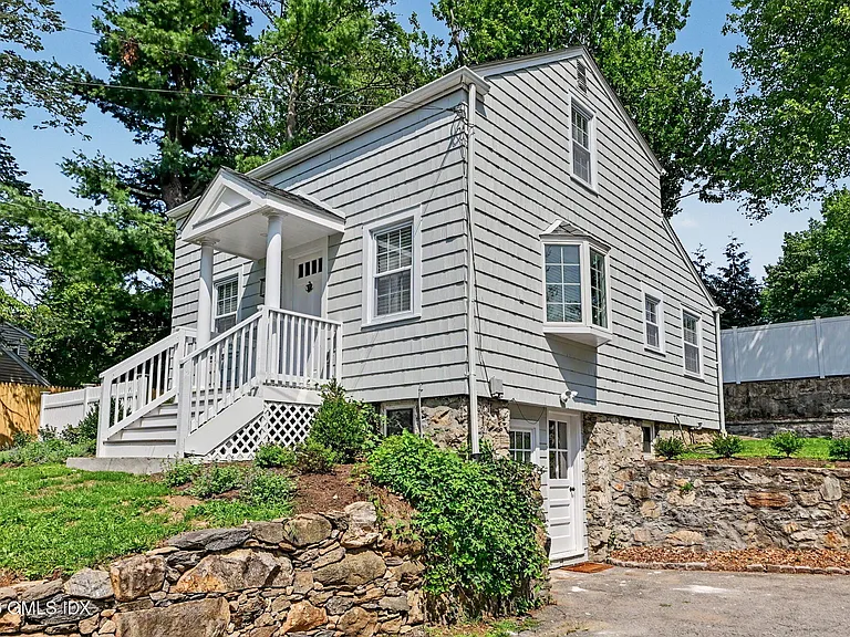 25 Hoover Rd — Photo 1
