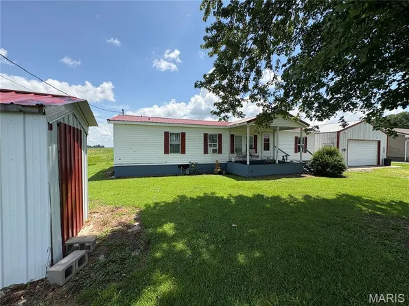 5307 County Road 244, Chaffee, MO 63740