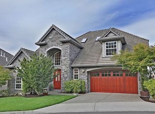 2639 NW Holloway Dr, Portland, OR 97229