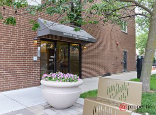 3008 W Devon Ave #207, Chicago, IL 60659