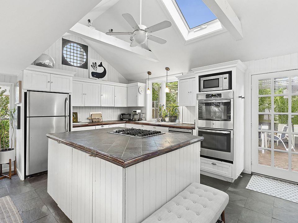 1st image of 33 Atlantic Ave