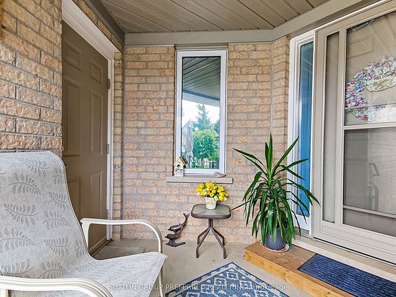 3rd image of 861 Shelborne St #29