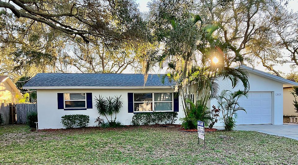 1st image of 1829 Sunrise Blvd