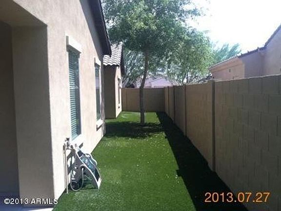 4th image of 15812 W Cypress St