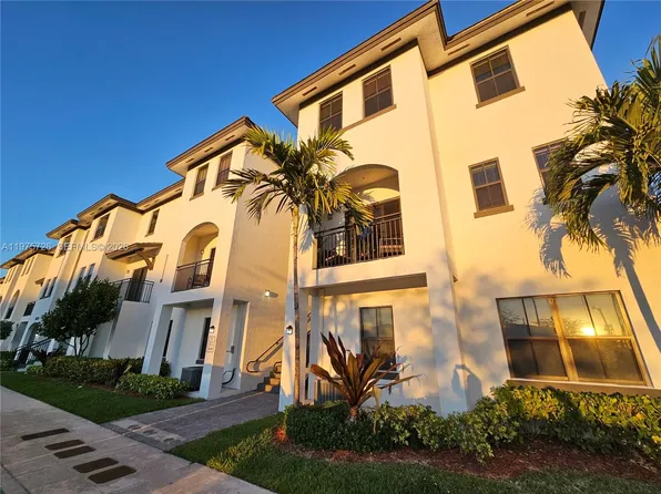 15520 SW 136th St, Miami, FL