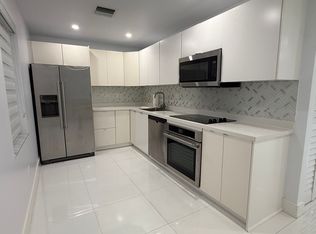 8277 SW 128th St BUILDING 3, Miami, FL 33156