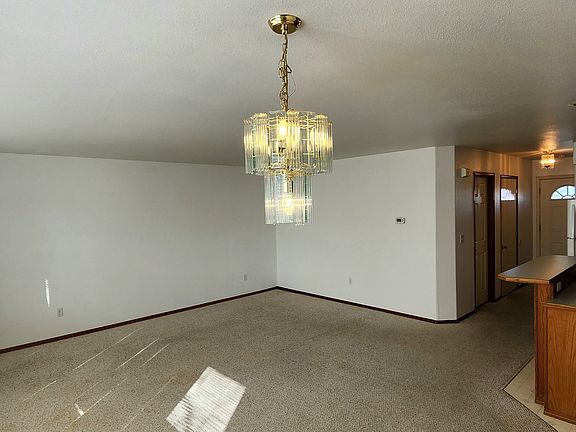 4th image of 1330 S Skyline Dr APT A