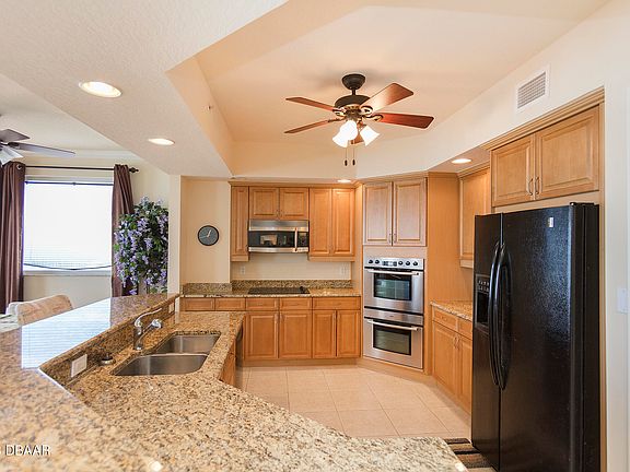 4th image of 2901 S Atlantic Ave APT 703