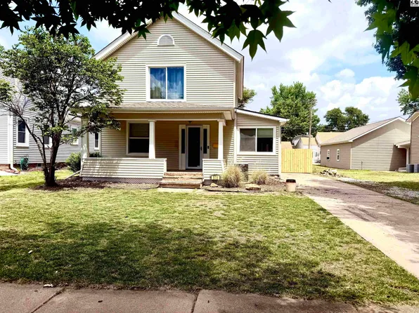 519 E Elizabeth St, McPherson, KS 67460