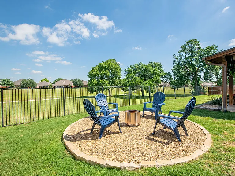 204 Country Lakes Dr — Photo 36