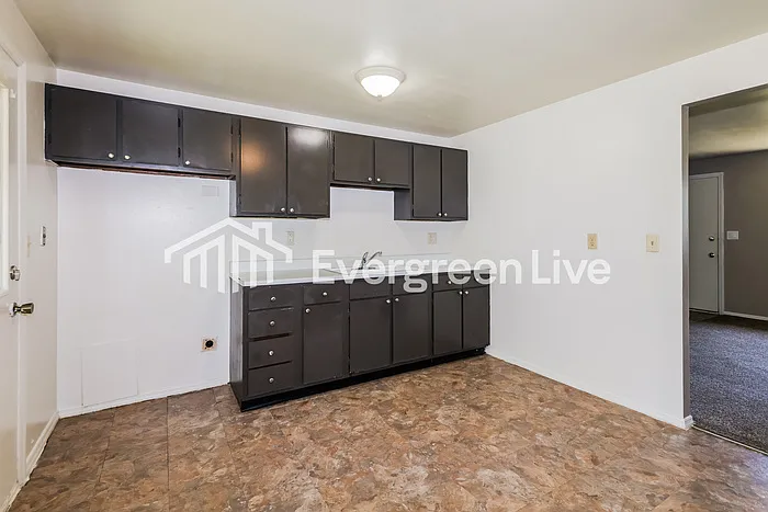 5313 Pollard Way — Photo 7
