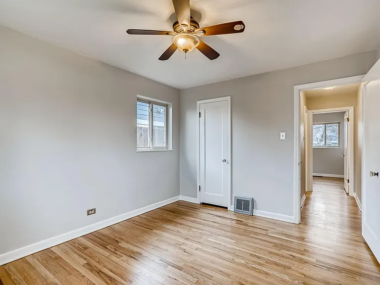 2932 Ivanhoe St — Photo 16