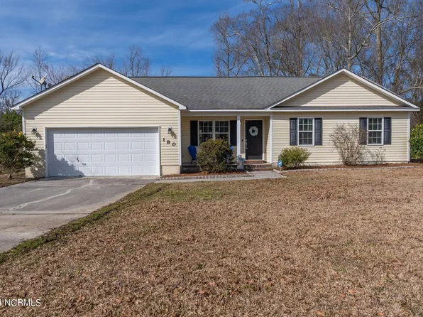 180 Baysden Road, Chinquapin, NC 28521