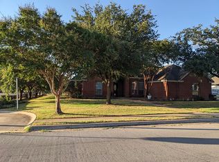 302 S Cedar Ridge Cir, Robinson, TX 76706