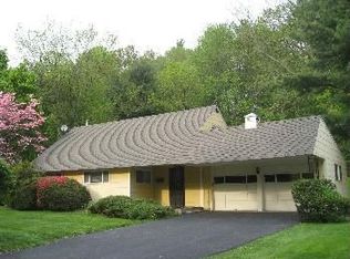 7 Lincoln Ave, Rye Brook, NY 10573