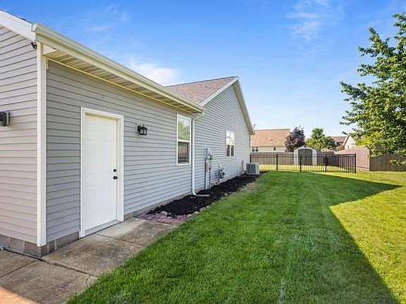 5th image of 509 Landen Ln