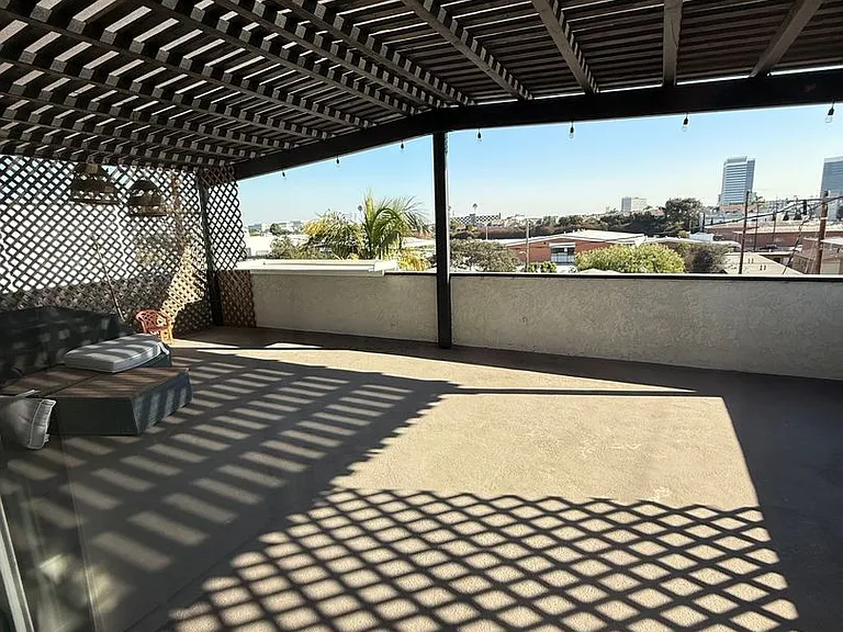 304 Bungalow Dr — Photo 1
