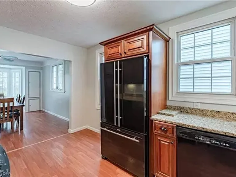 16724 Scottsdale Blvd — Photo 9