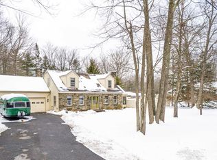 30 Skyline Dr, Essex Jct, VT 05452