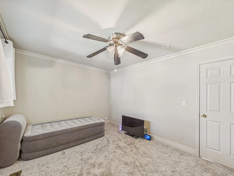 4910 Cabrillo Point — Photo 42