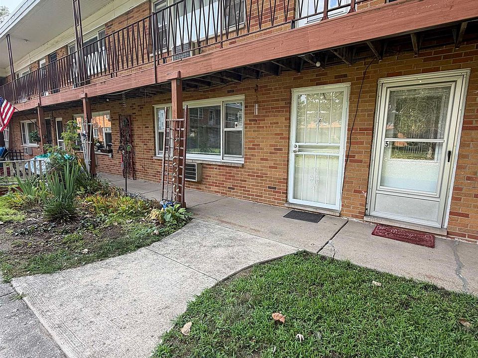 1st image of 233 Northway Park Rd APT 4