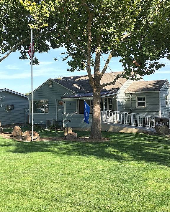 Cozy Country Living