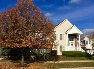 338 Magnolia Ct, Bolingbrook, IL 60440