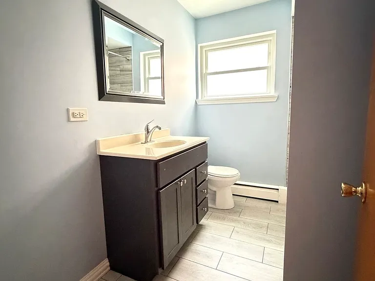7732 W Addison St #1 — Photo 11