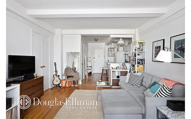 Rented by Douglas Elliman | media 2