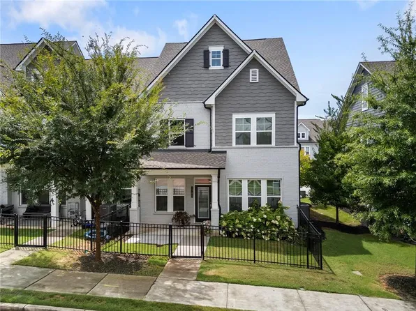 2780 Bell Dr SE, Smyrna, GA 30080